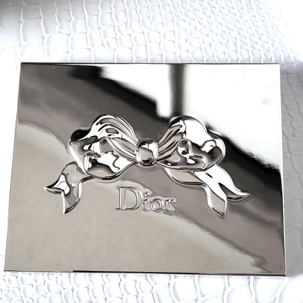 DIOR Silver Compact Pocket Bow Mirror    Authentic